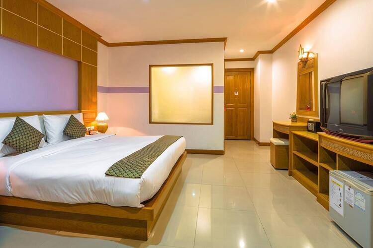 Azure Phuket Hotel (Ex. Sunshine Patong)