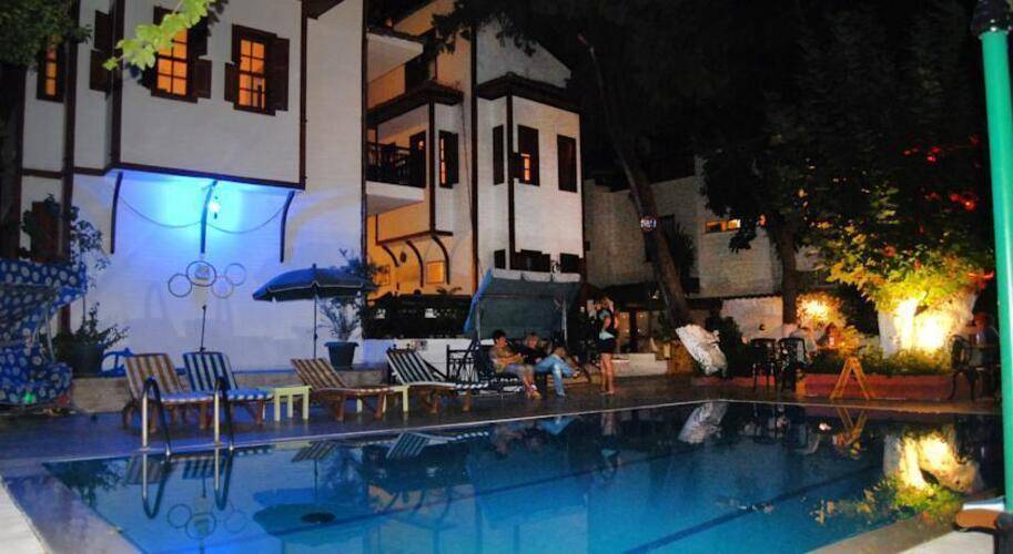 Kaliptus Hotel
