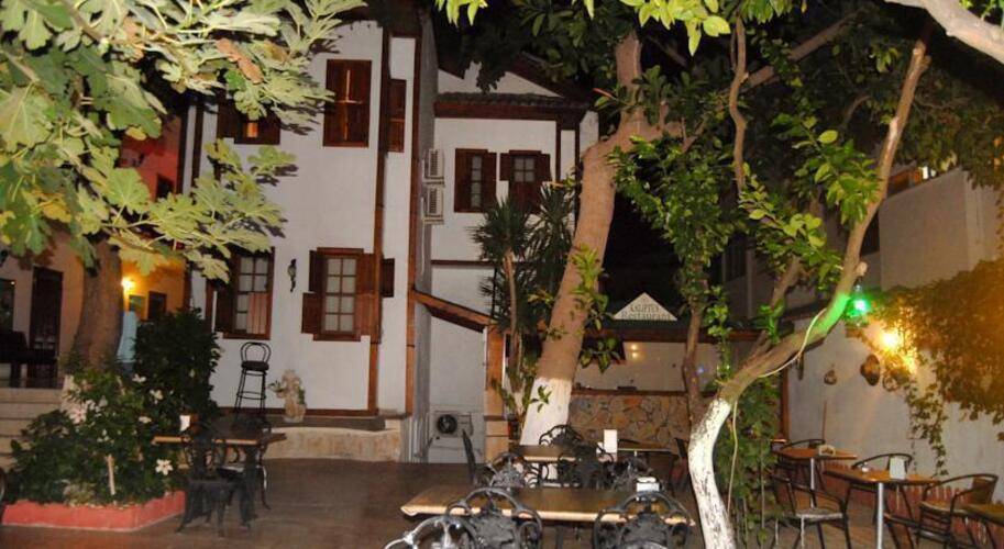Kaliptus Hotel