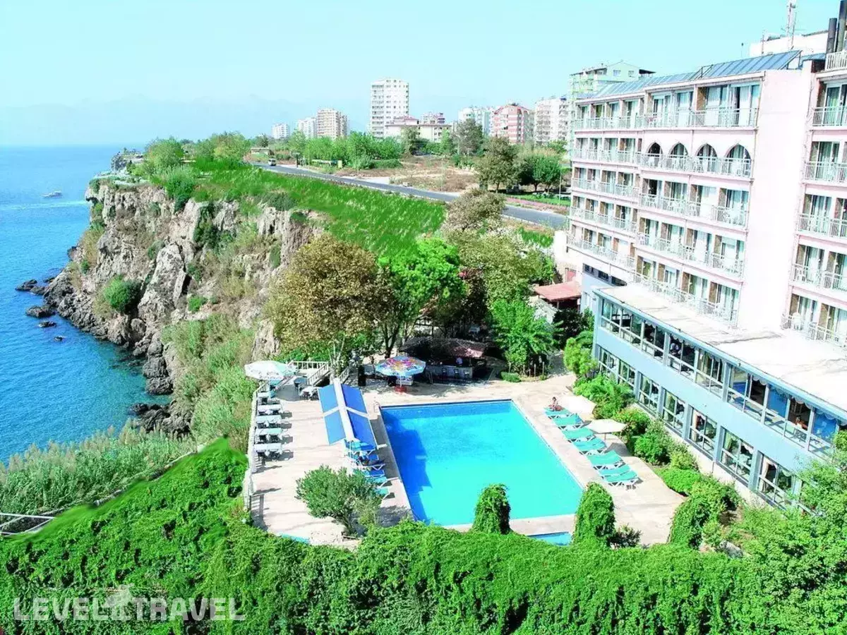 Lara Hotel (Adults Only 18+)