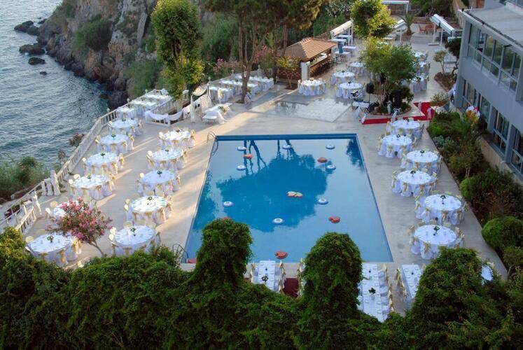 Lara Hotel (Adults Only 18+)