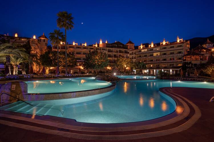 Marti Resort