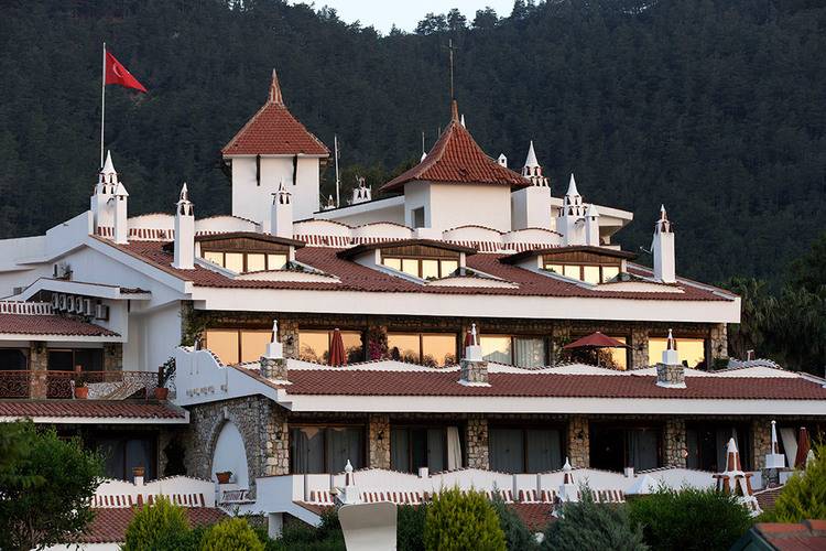Marti Resort
