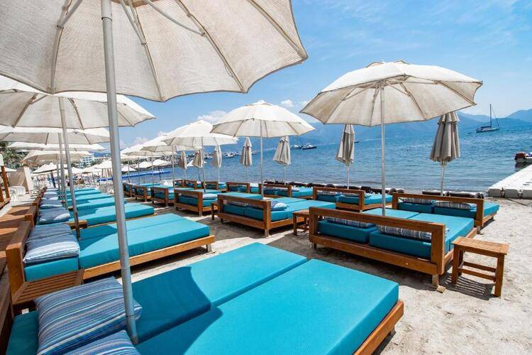 Class Unique Beach