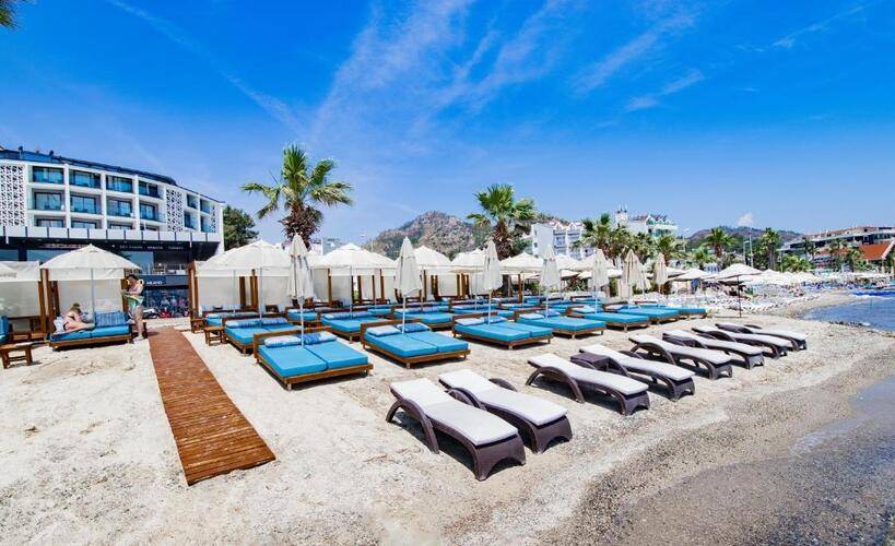 Class Unique Beach
