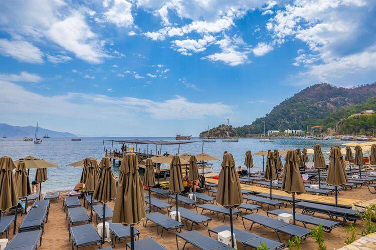 Ozcan Beach Hotel