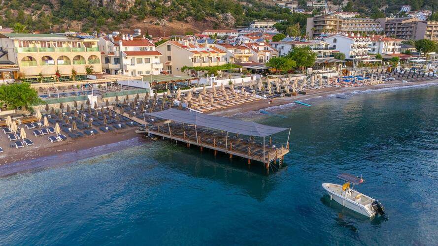 Ozcan Beach Hotel