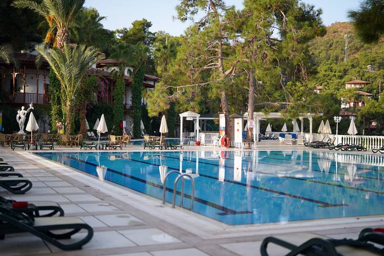 Club & Hotel Letoonia