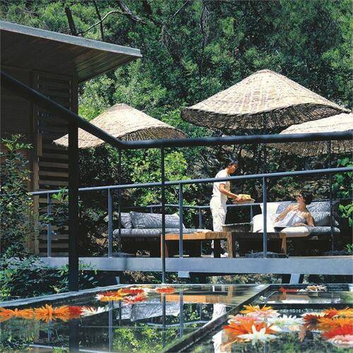 Hillside Beach Club