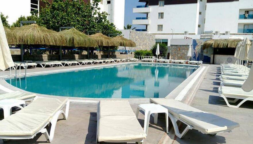 Tiana Beach Hotel