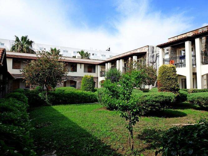 Tiana Beach Hotel