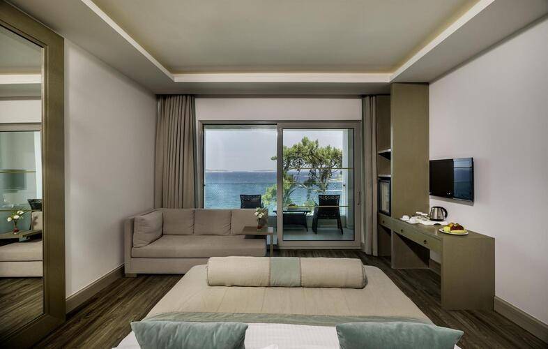 Blue Dreams Resort & Spa