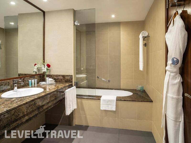 Фотография Jumeira Rotana
