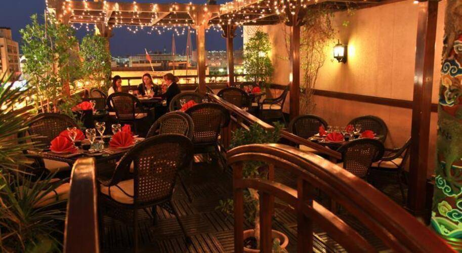 Arabian Courtyard Hotel & Spa