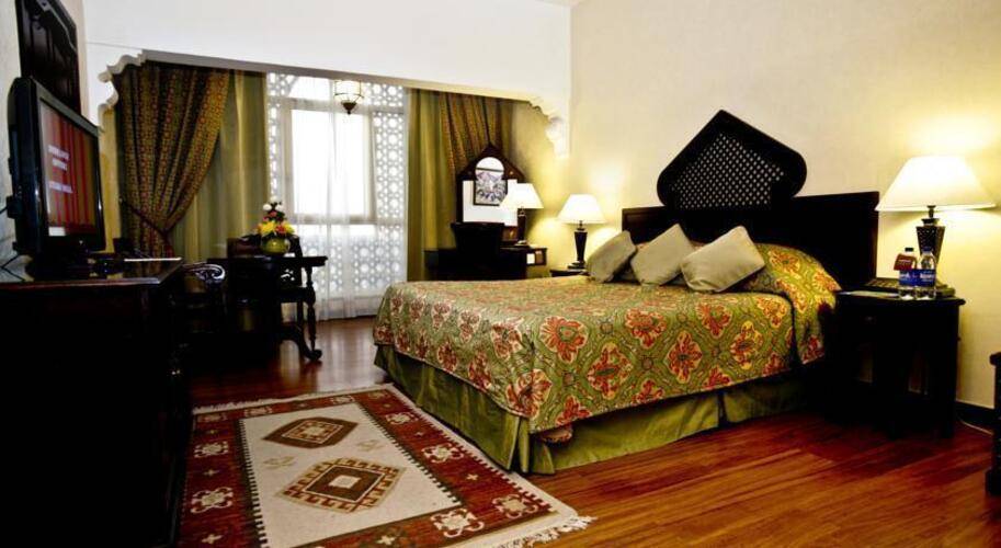 Arabian Courtyard Hotel & Spa