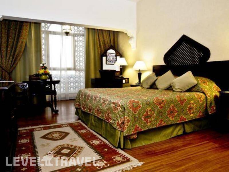 Фотография Arabian Courtyard Hotel & Spa