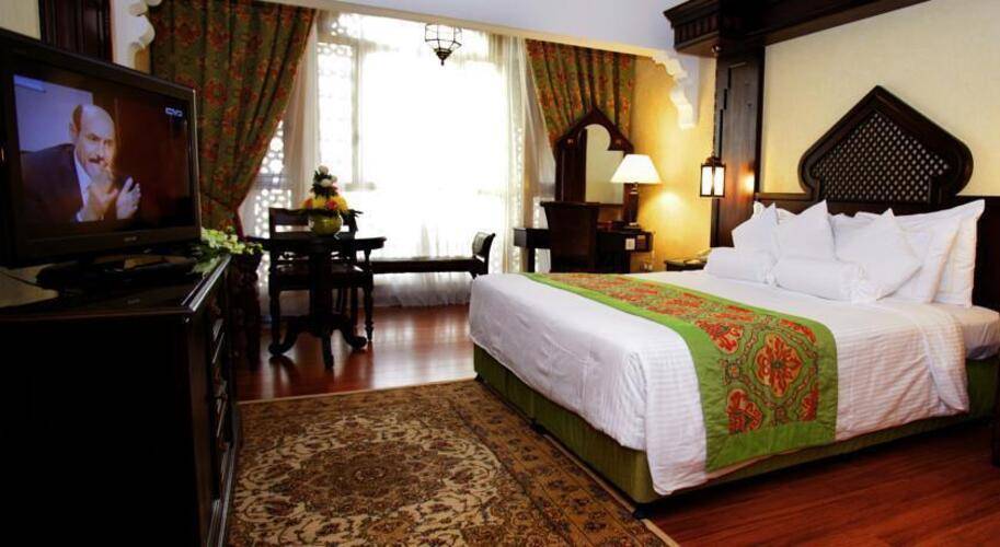 Arabian Courtyard Hotel & Spa
