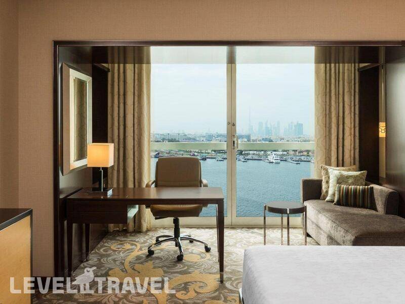 Фотография Sheraton Dubai Creek Hotel & Towers