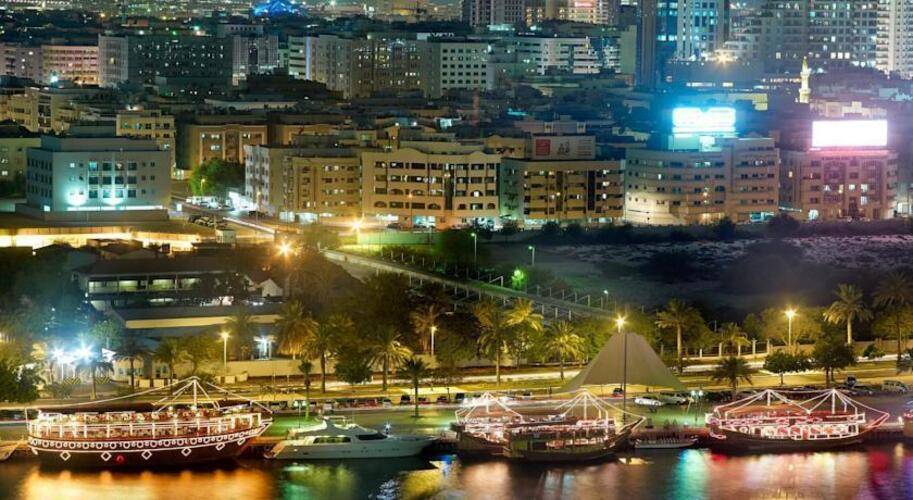 Radisson Blu Dubai Deira Creek