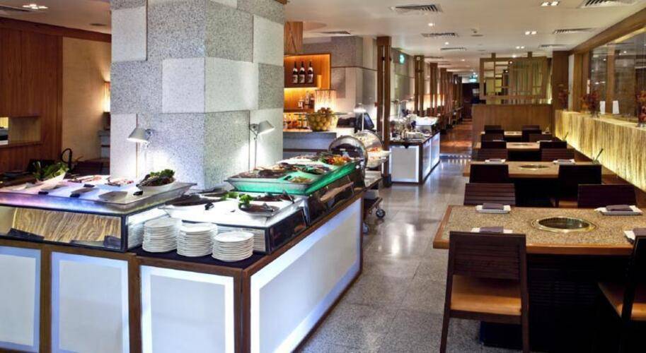 Radisson Blu Dubai Deira Creek