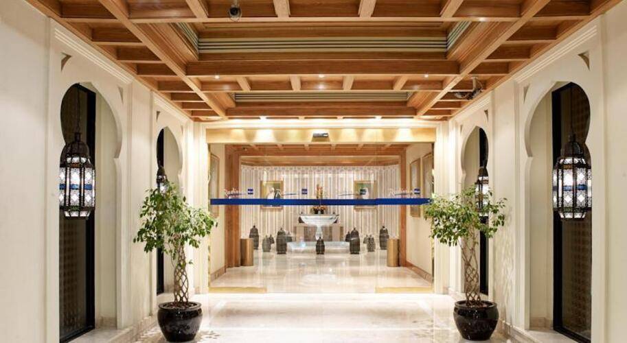 Radisson Blu Dubai Deira Creek