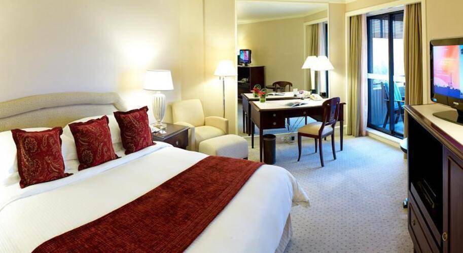 Radisson Blu Dubai Deira Creek
