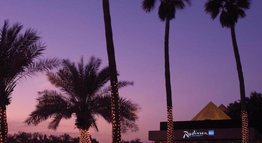 Radisson Blu Dubai Deira Creek
