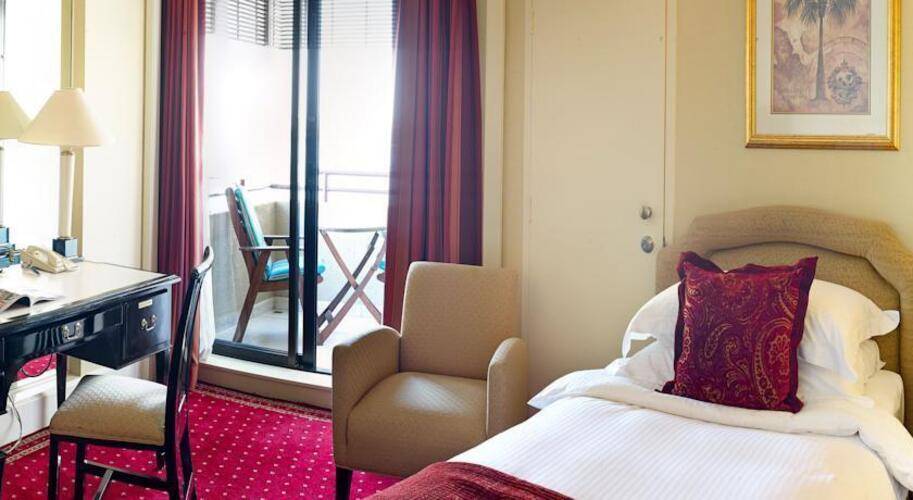 Radisson Blu Dubai Deira Creek