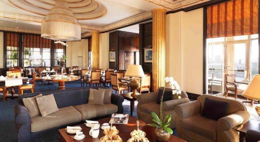Radisson Blu Dubai Deira Creek