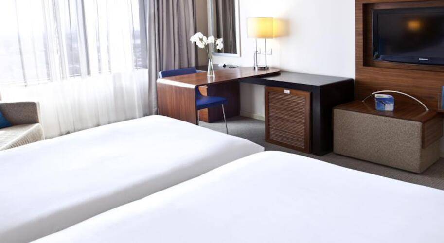 Novotel Deira City Center