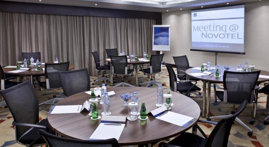 Novotel Deira City Center