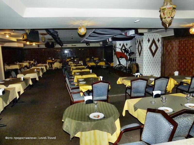 Фотография Knight Armour Hotel (Ex Grand Mayfair Hotel)