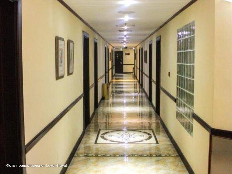 Фотография Knight Armour Hotel (Ex Grand Mayfair Hotel)