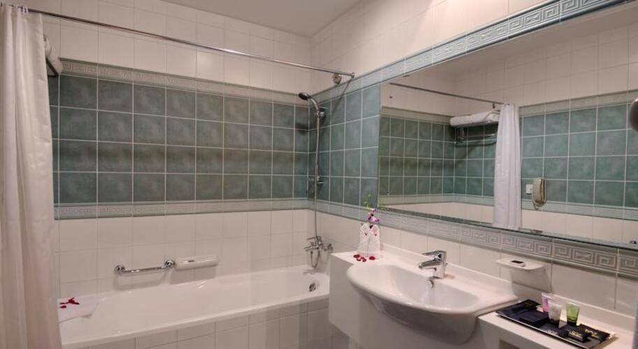 Lotus Grand Hotel Apartment