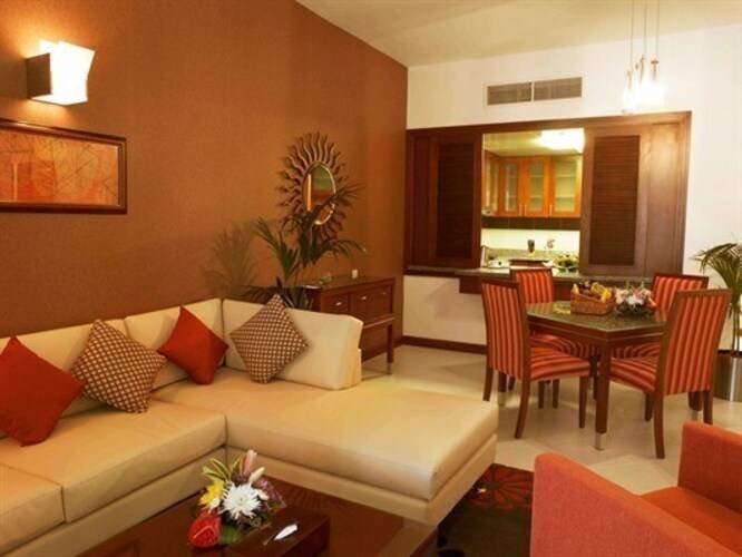 Flora Creek Hotel Apartment