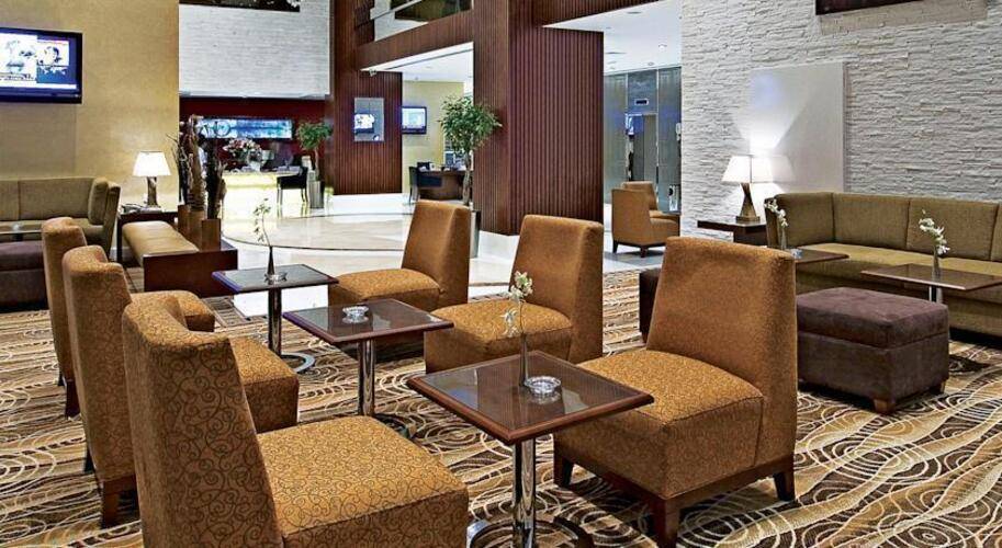 Flora Creek Hotel Apartment