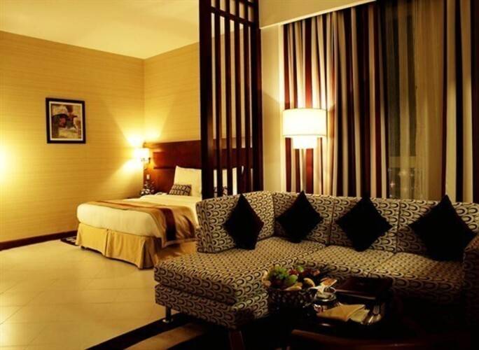 Flora Creek Hotel Apartment