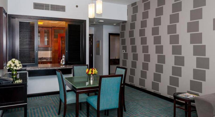 Flora Creek Hotel Apartment