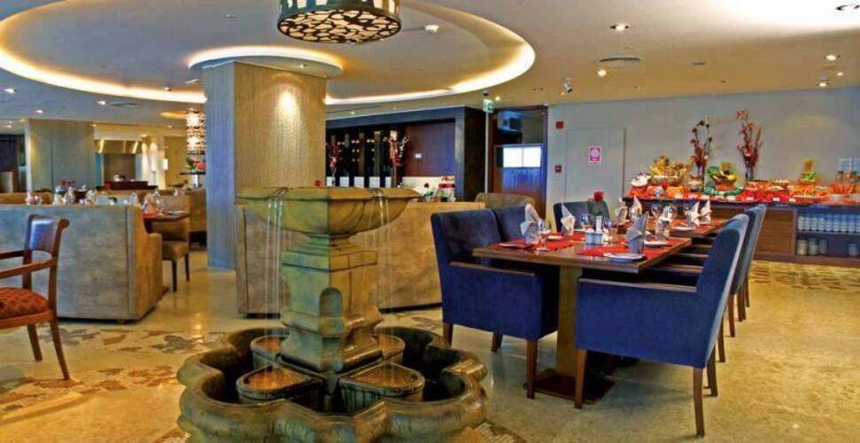 Flora Creek Hotel Apartment