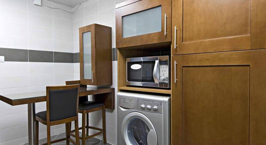 Flora Creek Hotel Apartment