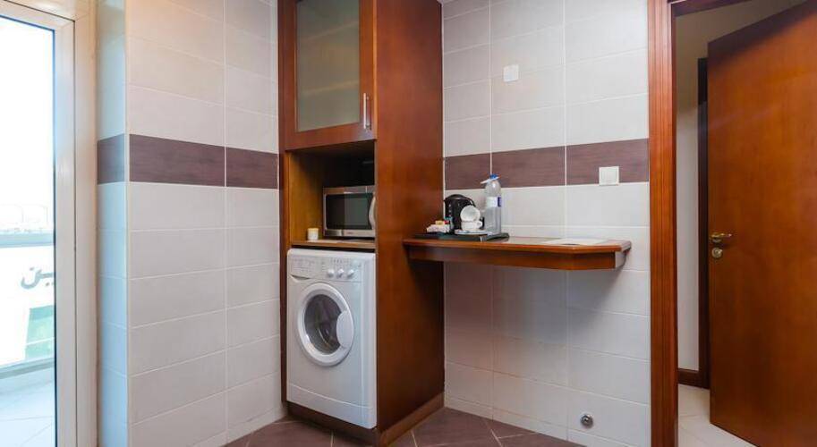 Flora Creek Hotel Apartment
