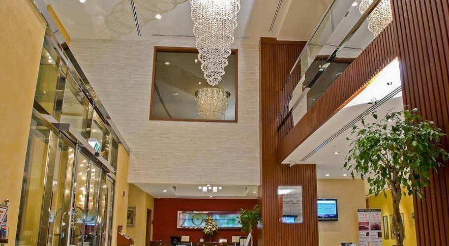 Flora Creek Hotel Apartment
