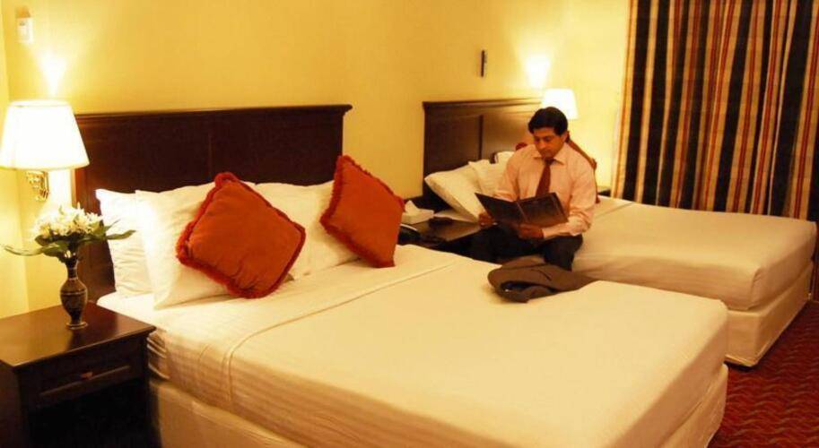 Dubai Palm Hotel