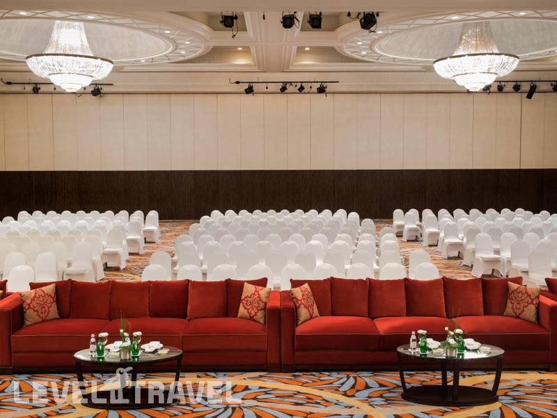 Фотография Movenpick Grand Al Bustan Dubai (Ex.Roda Al Bustan Dubai Airport) Фотография Movenpick Grand Al Bustan Dubai (Ex.Roda Al Bustan Dubai Airport)