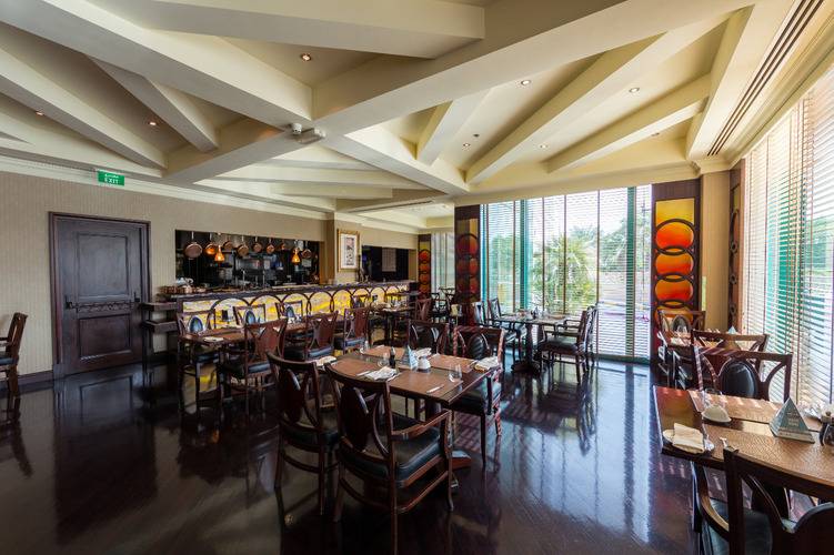 Movenpick Grand Al Bustan Dubai (Ex.Roda Al Bustan Dubai Airport)