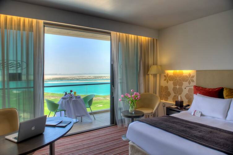 Crowne Plaza Abu Dhabi Yas Island