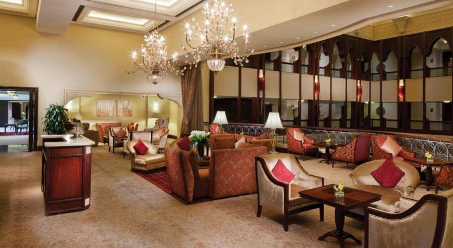 Shangri La Hotel Qaryat Al Beri