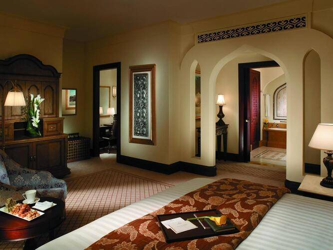 Shangri La Hotel Qaryat Al Beri