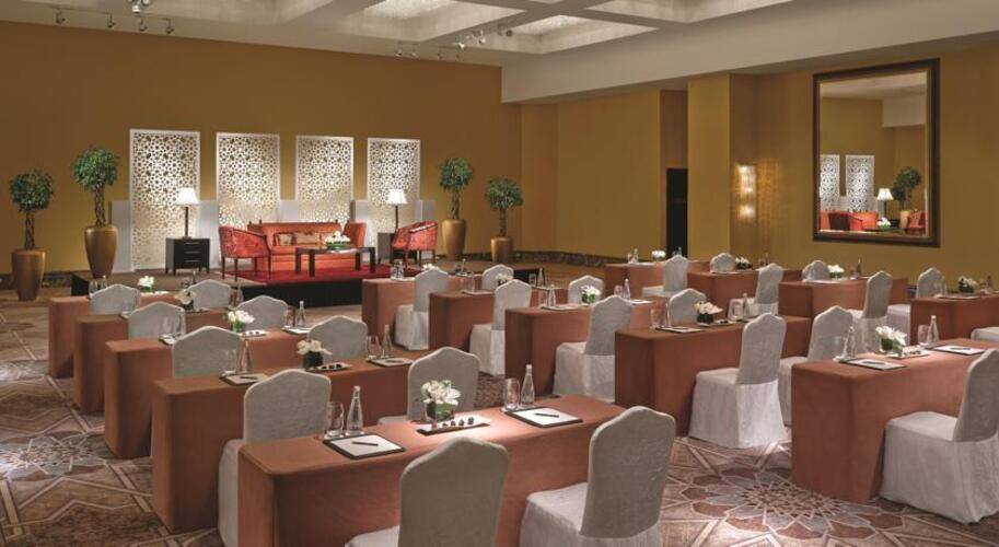 Shangri La Hotel Qaryat Al Beri