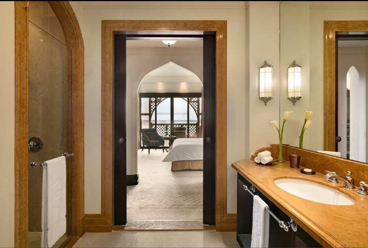 Shangri La Hotel Qaryat Al Beri